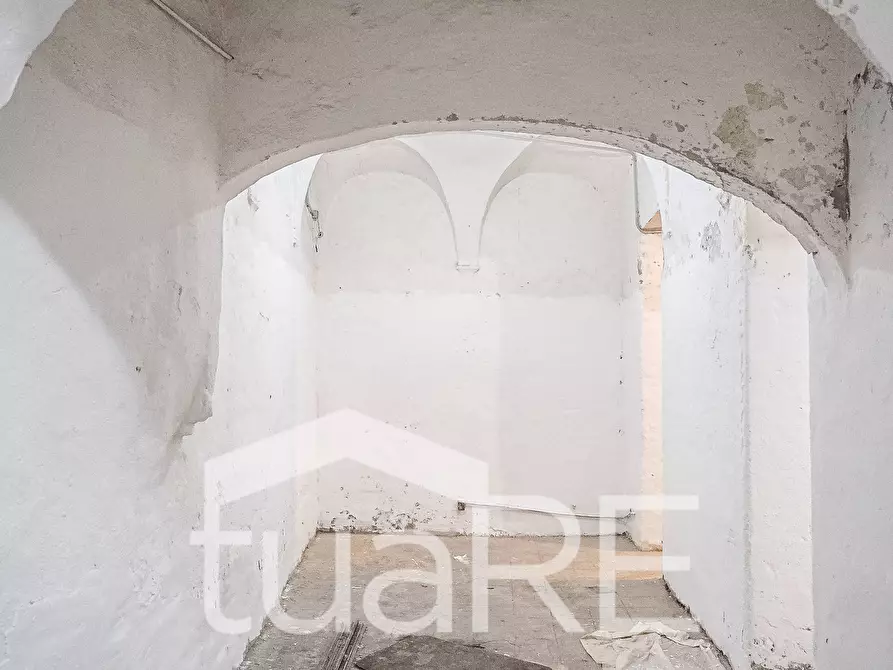 Immagine 13 di Magazzino in vendita  in Via Di Santa Maria Dell'Anima a Roma