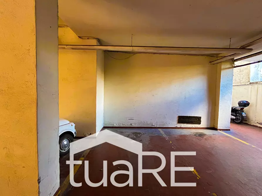 Immagine 4 di Box auto in vendita  in Via Carlo Somigliana a Roma