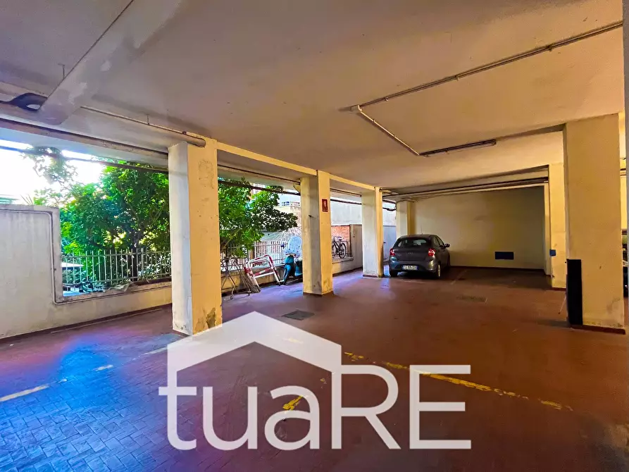 Immagine 11 di Box auto in vendita  in Via Carlo Somigliana a Roma