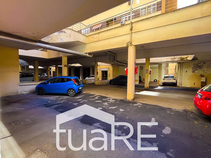 Immagine 14 di Box auto in vendita  in Via Carlo Somigliana a Roma