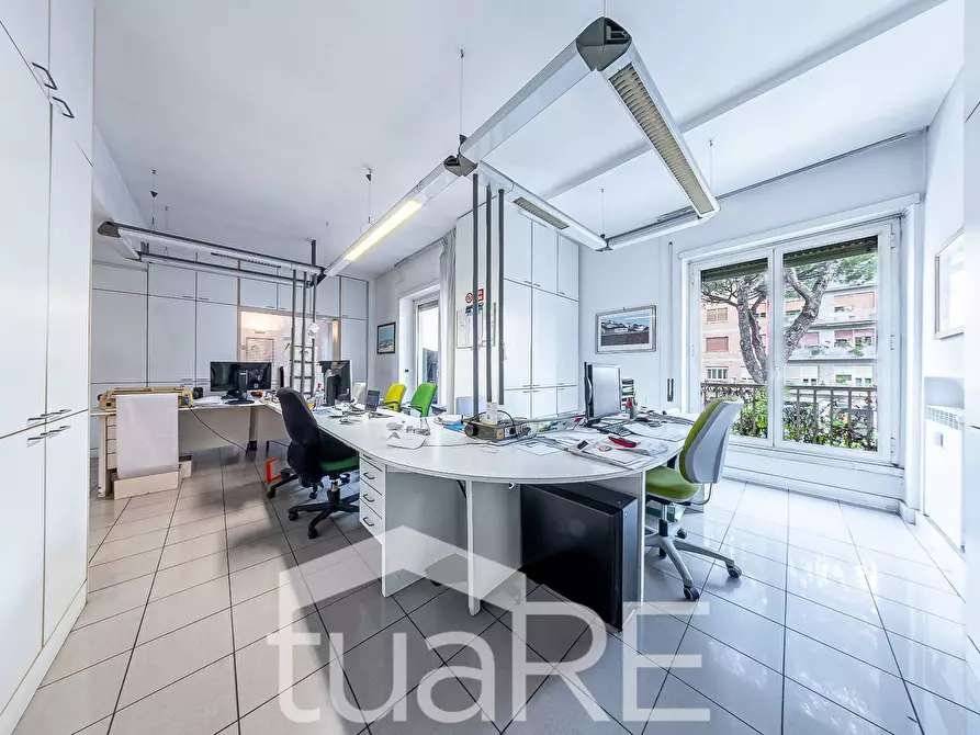 Immagine 2 di Appartamento in vendita  in Via Gregorio Vii a Roma