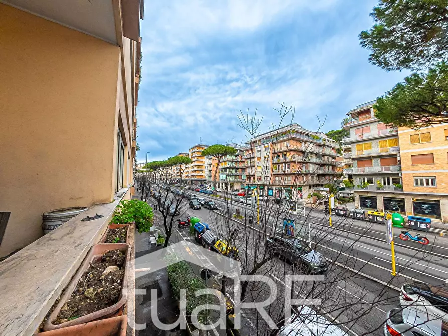Immagine 5 di Appartamento in vendita  in Via Gregorio Vii a Roma