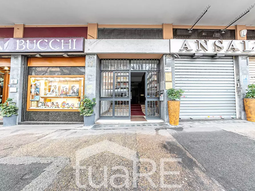 Immagine 13 di Appartamento in vendita  in Via Gregorio Vii a Roma