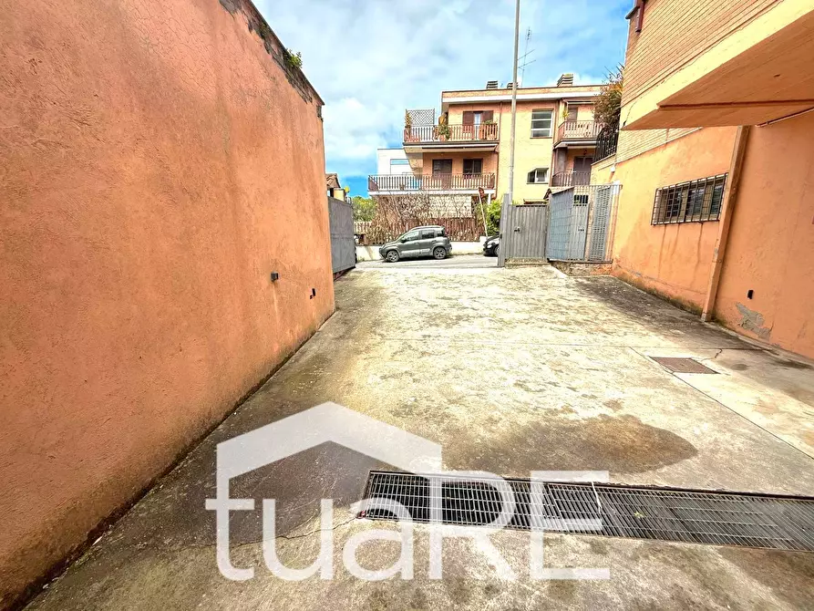 Immagine 16 di Box auto in vendita  in Via Ezio Sciamanna a Roma