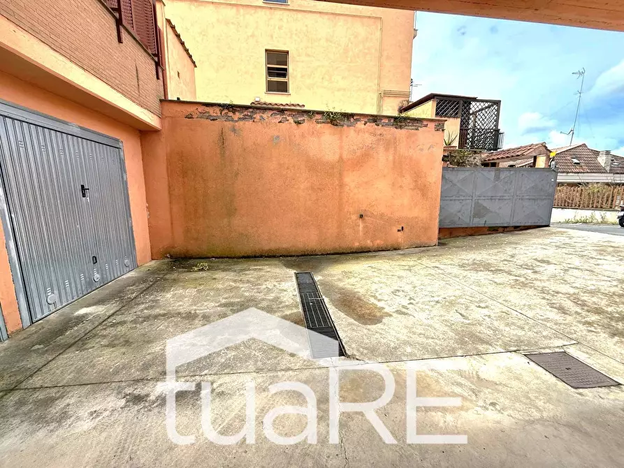 Immagine 19 di Box auto in vendita  in Via Ezio Sciamanna a Roma