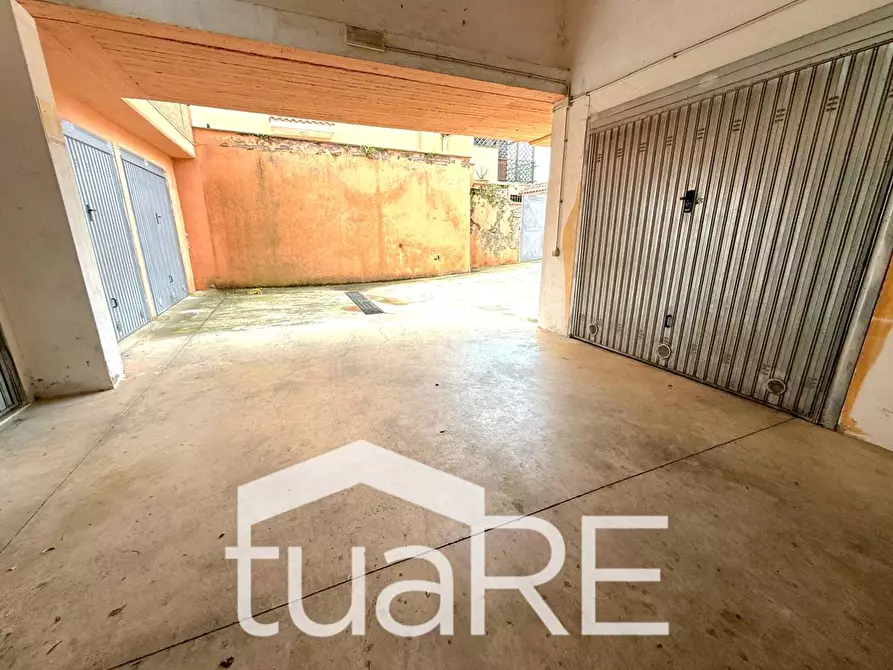 Immagine 21 di Box auto in vendita  in Via Ezio Sciamanna a Roma