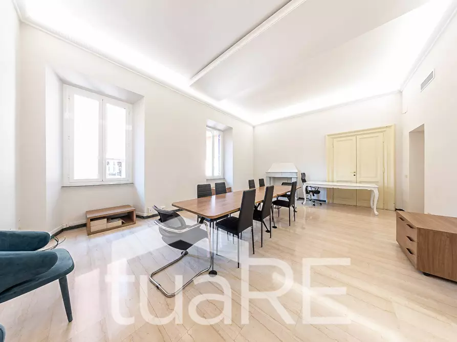 Immagine 2 di Appartamento in vendita  in Via Ludovisi a Roma