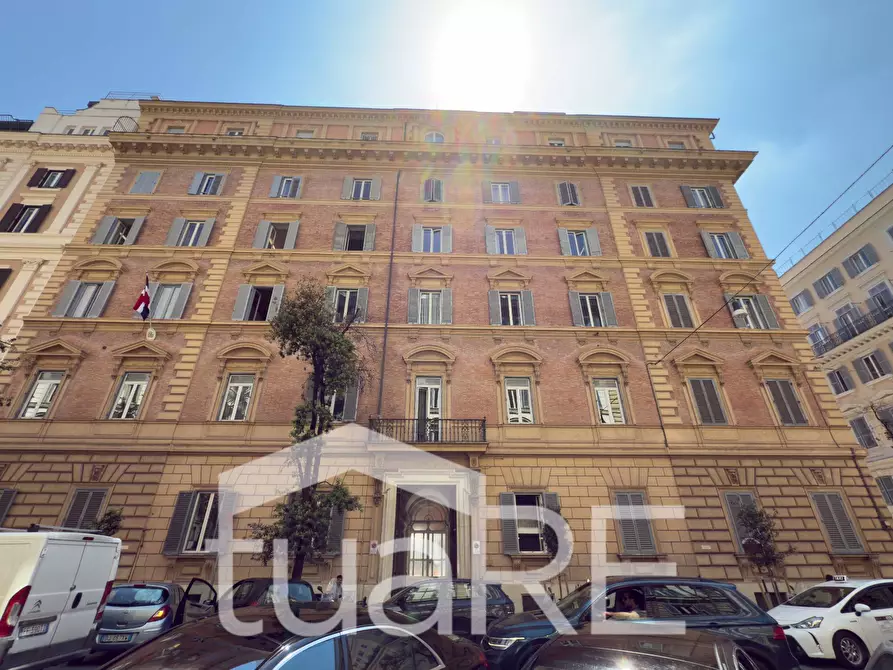 Immagine 15 di Appartamento in vendita  in Via Ludovisi a Roma