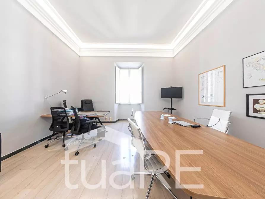 Immagine 34 di Appartamento in vendita  in Via Ludovisi a Roma