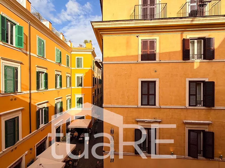 Immagine 17 di Appartamento in vendita  in Via Dei Chiavari a Roma