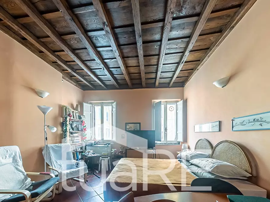 Immagine 19 di Appartamento in vendita  in Via Dei Chiavari a Roma