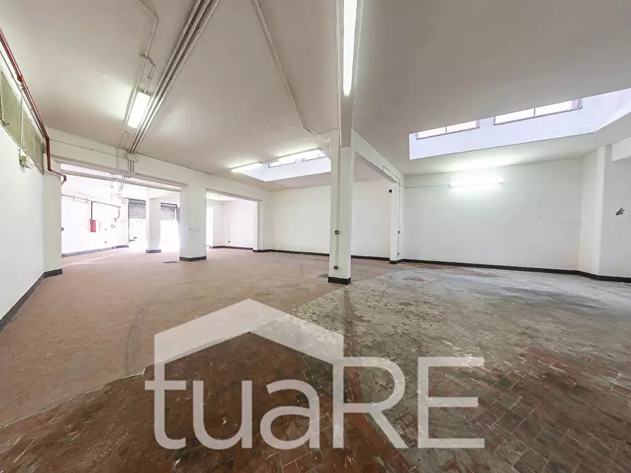 Immagine 2 di Box auto in vendita  in Via San Silverio a Roma