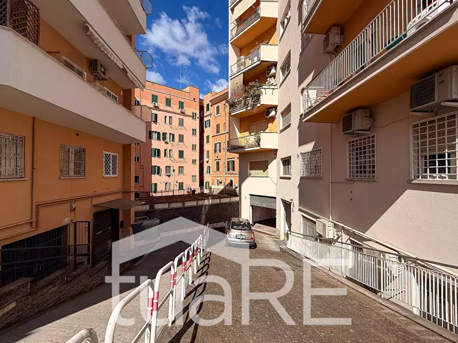 Immagine 7 di Box auto in vendita  in Via San Silverio a Roma