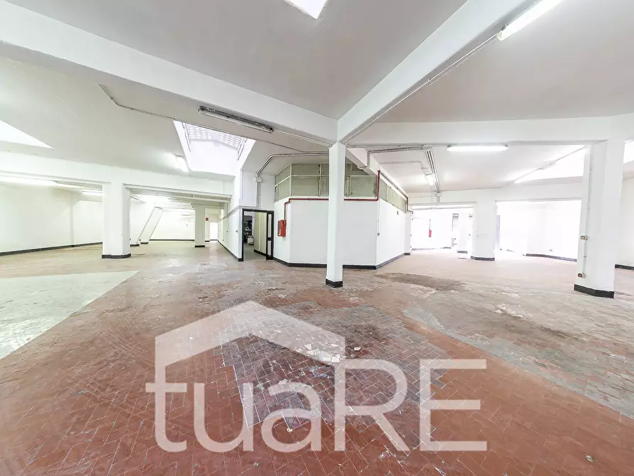 Immagine 10 di Box auto in vendita  in Via San Silverio a Roma