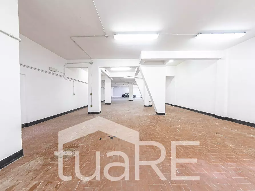 Immagine 21 di Box auto in vendita  in Via San Silverio a Roma