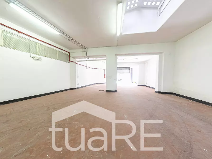 Immagine 28 di Box auto in vendita  in Via San Silverio a Roma