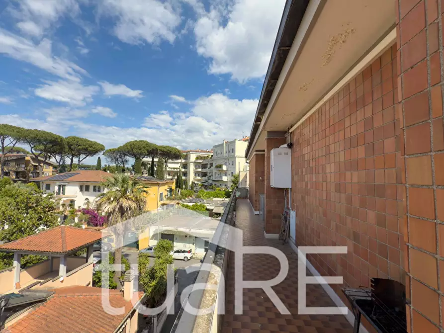 Immagine 29 di Attico in vendita  in Via Della Tenuta Di Sant'agata a Roma