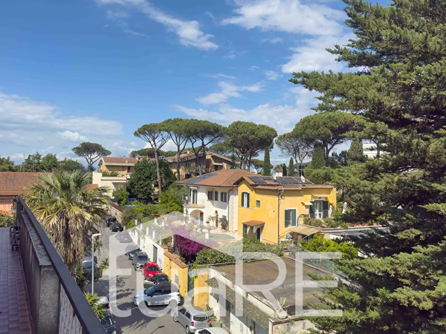 Immagine 34 di Attico in vendita  in Via Della Tenuta Di Sant'agata a Roma