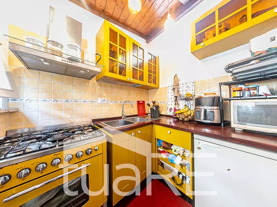 Immagine 7 di Appartamento in vendita  in Via Dei Prati Della Farnesina a Roma