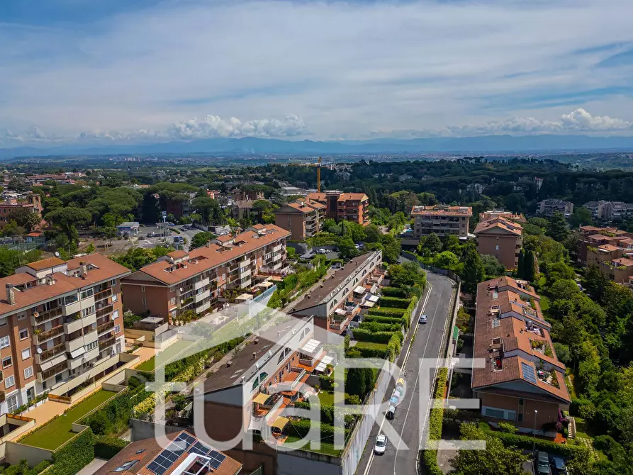 Immagine 12 di Box auto in vendita  in Via Saint Vincent a Roma