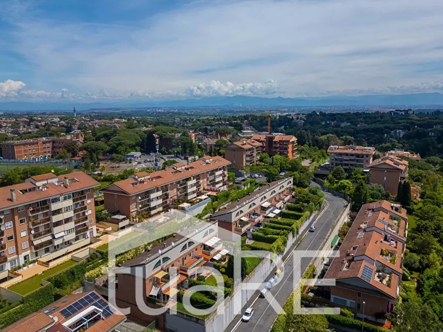 Immagine 15 di Box auto in vendita  in Via Saint Vincent a Roma