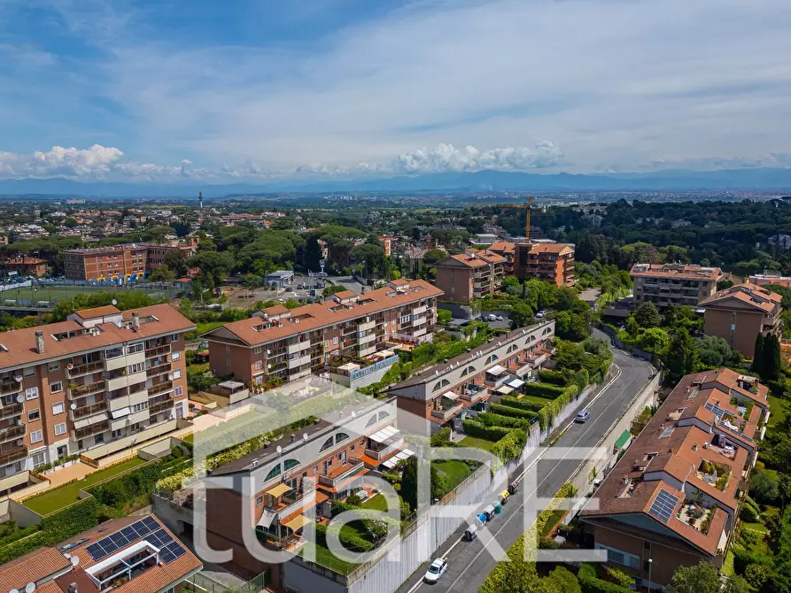 Immagine 16 di Box auto in vendita  in Via Saint Vincent a Roma