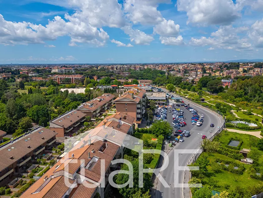Immagine 23 di Box auto in vendita  in Via Saint Vincent a Roma