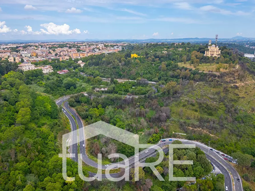 Immagine 14 di Attico in vendita  in Via Della Giuliana a Roma