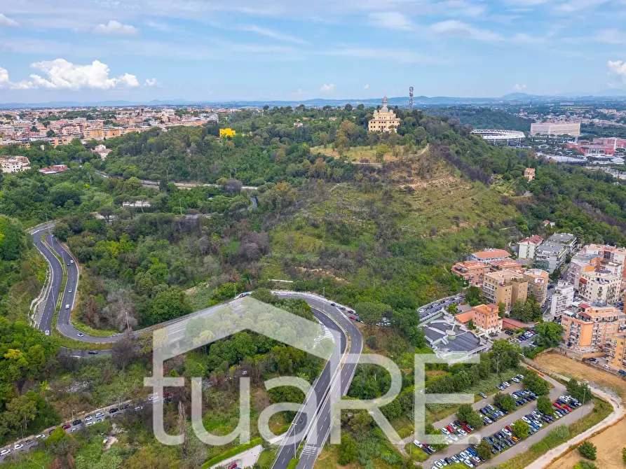 Immagine 16 di Attico in vendita  in Via Della Giuliana a Roma