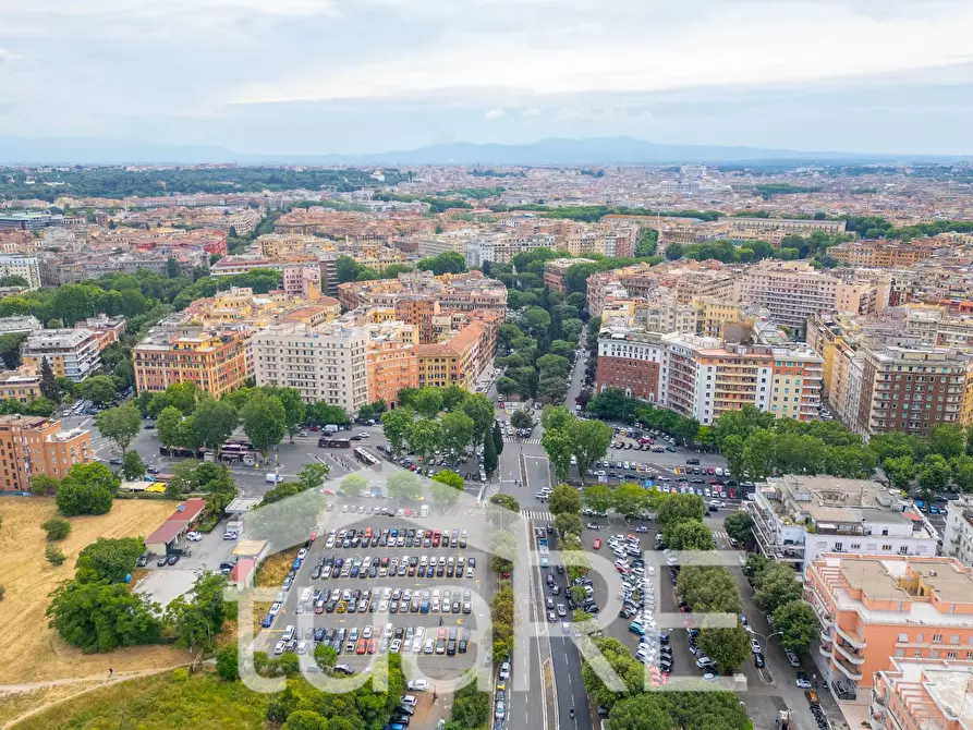 Immagine 20 di Attico in vendita  in Via Della Giuliana a Roma