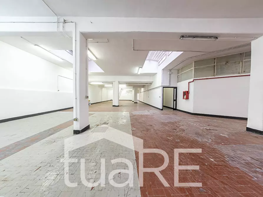 Immagine 13 di Negozio in vendita  in Via San Silverio a Roma