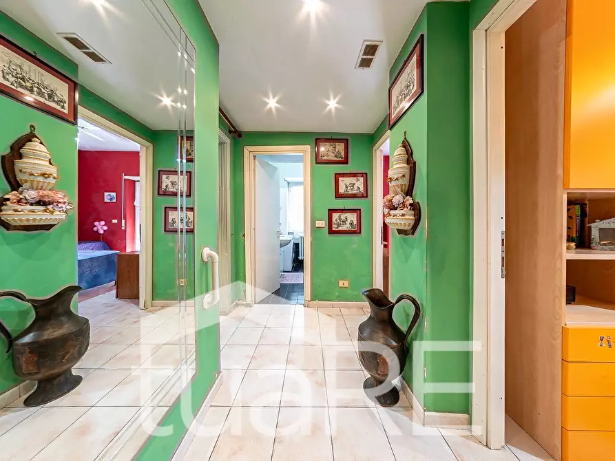 Immagine 7 di Appartamento in vendita  in Via Di San Pantaleo Campano a Roma