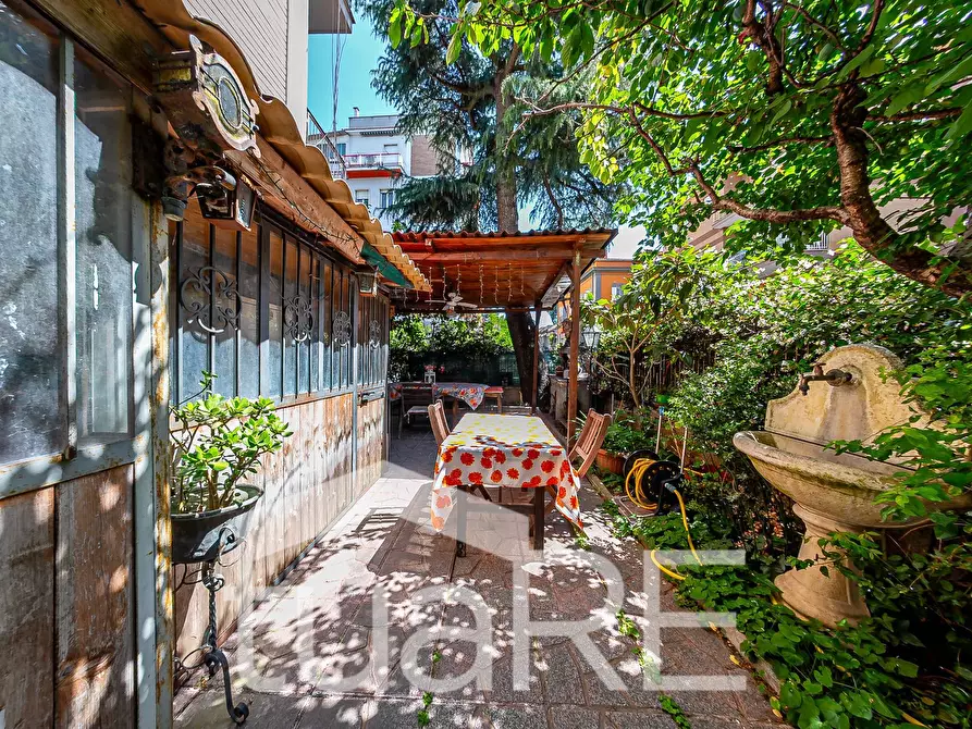 Immagine 14 di Appartamento in vendita  in Via Di San Pantaleo Campano a Roma