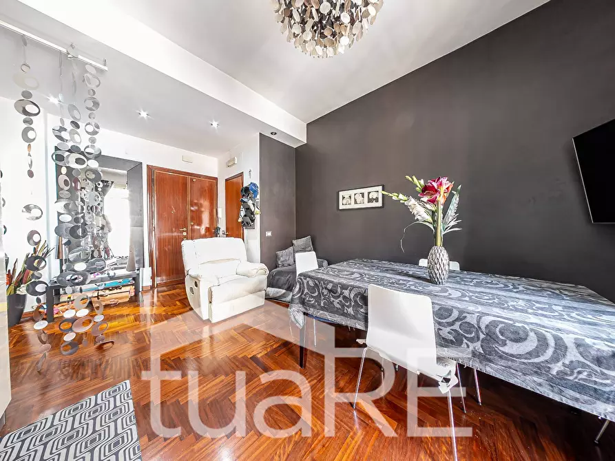 Immagine 2 di Appartamento in vendita  in Via Durazzo a Roma