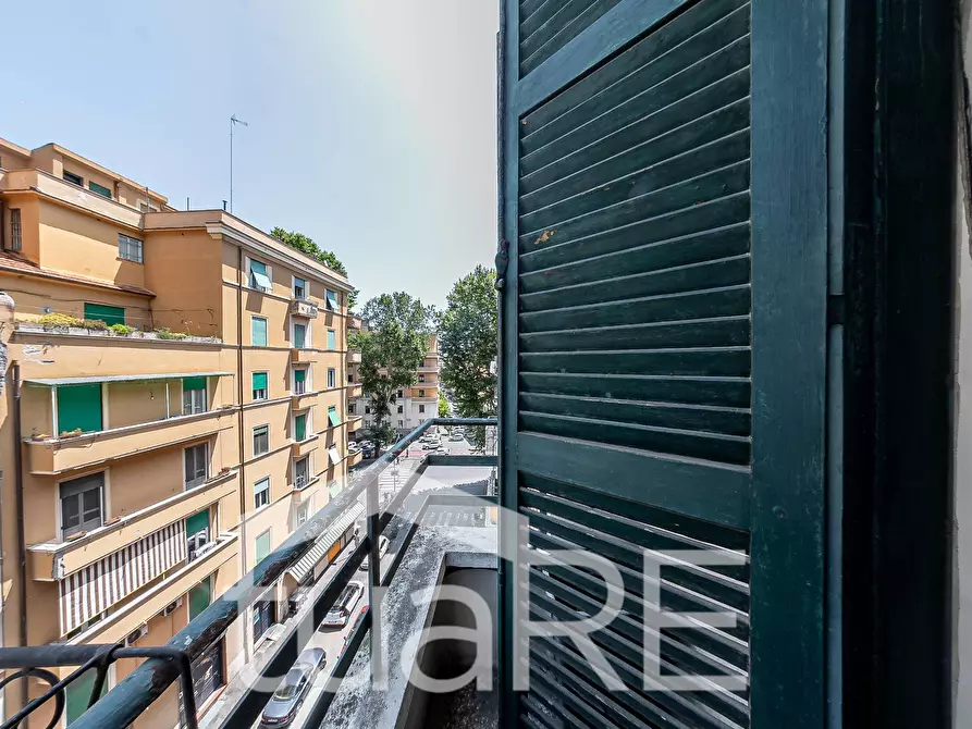 Immagine 19 di Appartamento in vendita  in Via Durazzo a Roma
