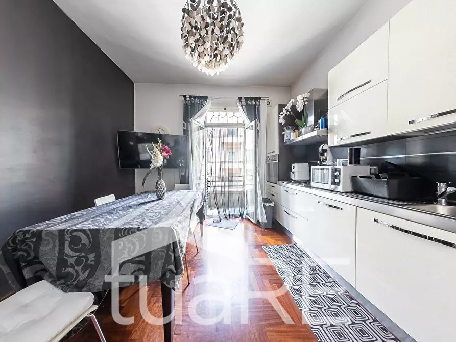 Immagine 21 di Appartamento in vendita  in Via Durazzo a Roma