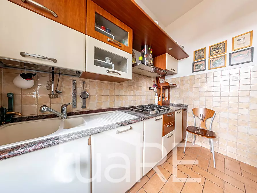 Immagine 13 di Appartamento in vendita  in Via Di Sant'orsola a Roma