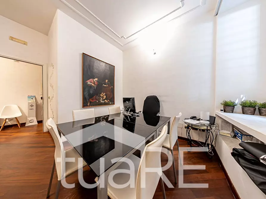 Immagine 13 di Appartamento in vendita  in Viale Bruno Buozzi a Roma