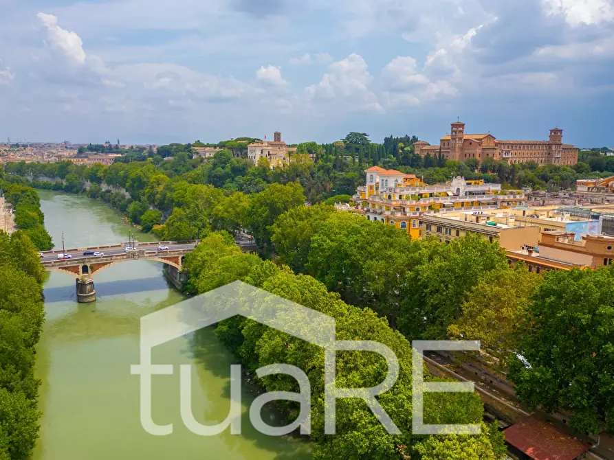 Immagine 5 di Appartamento in vendita  in Via Romolo Gessi a Roma