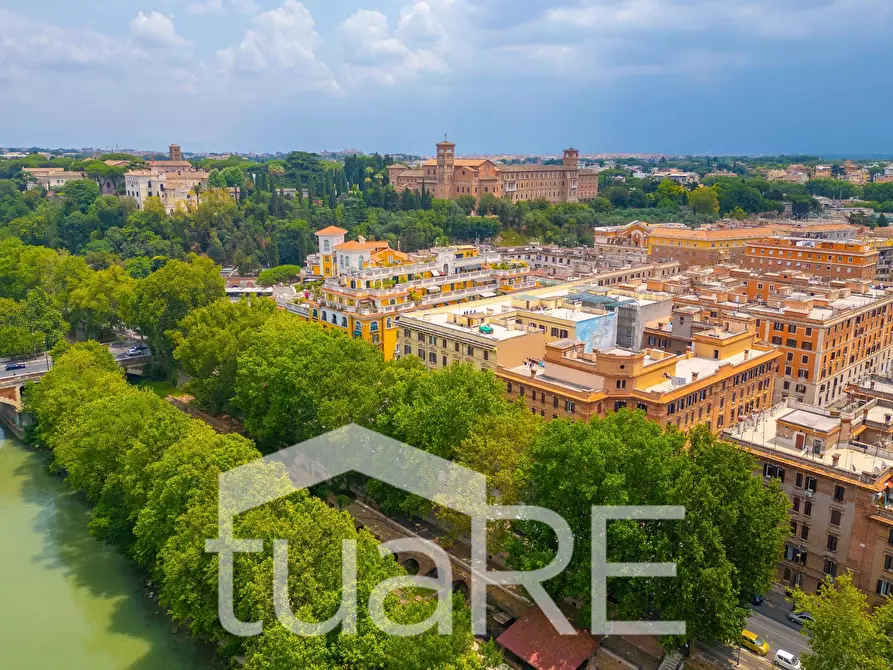 Immagine 10 di Appartamento in vendita  in Via Romolo Gessi a Roma