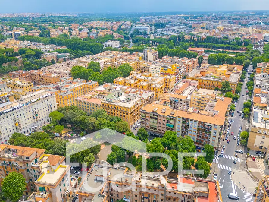 Immagine 22 di Appartamento in vendita  in Via Romolo Gessi a Roma