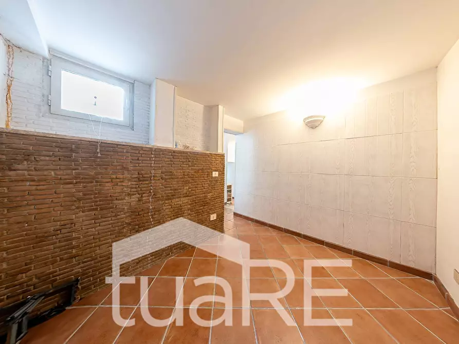 Immagine 17 di Appartamento in vendita  in Via Degli Orti Della Farnesina a Roma