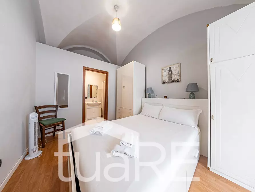 Immagine 5 di Appartamento in vendita  in Via Marmorata a Roma