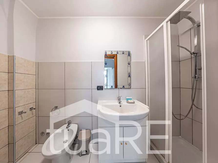 Immagine 6 di Appartamento in vendita  in Via Marmorata a Roma