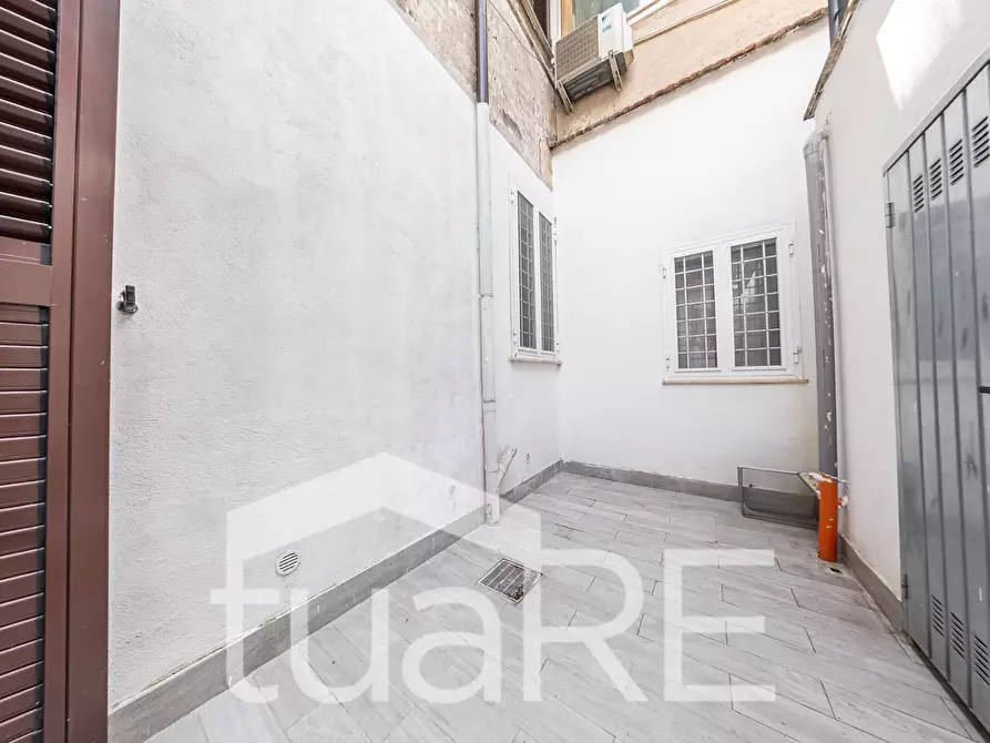 Immagine 7 di Appartamento in vendita  in Via Marmorata a Roma