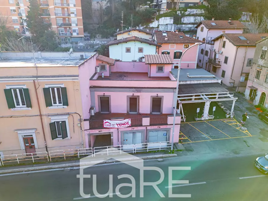 Immagine 8 di Palazzo in vendita  in Corso Di Francia a Roma