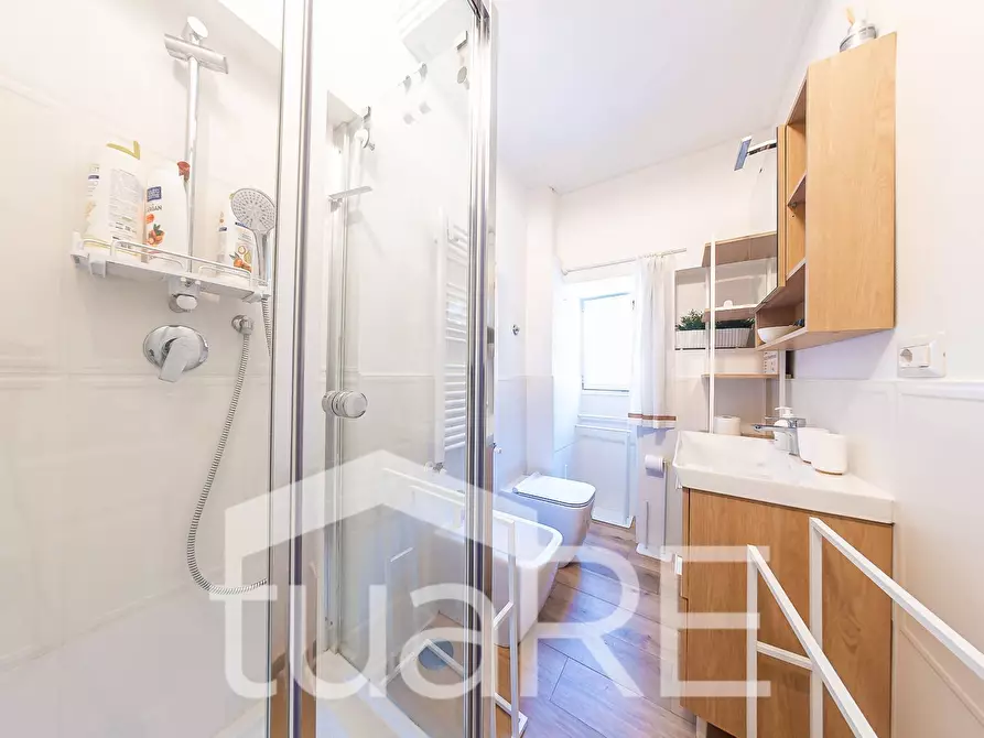 Immagine 10 di Appartamento in vendita  in Via Merulana a Roma