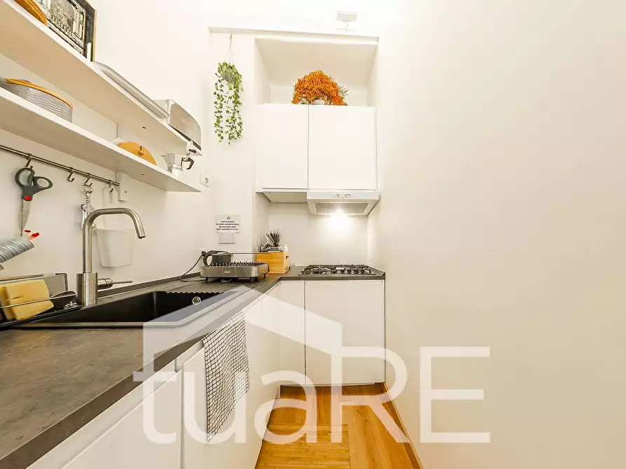 Immagine 15 di Appartamento in vendita  in Via Merulana a Roma