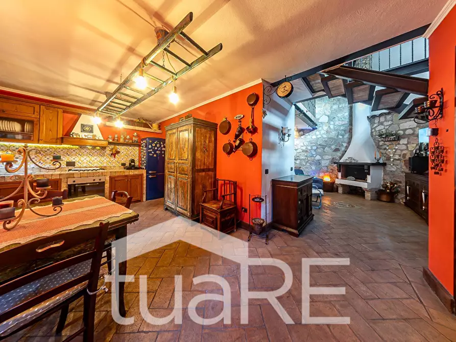 Immagine 23 di Villa in vendita  in Via Dei Fabi a Roma