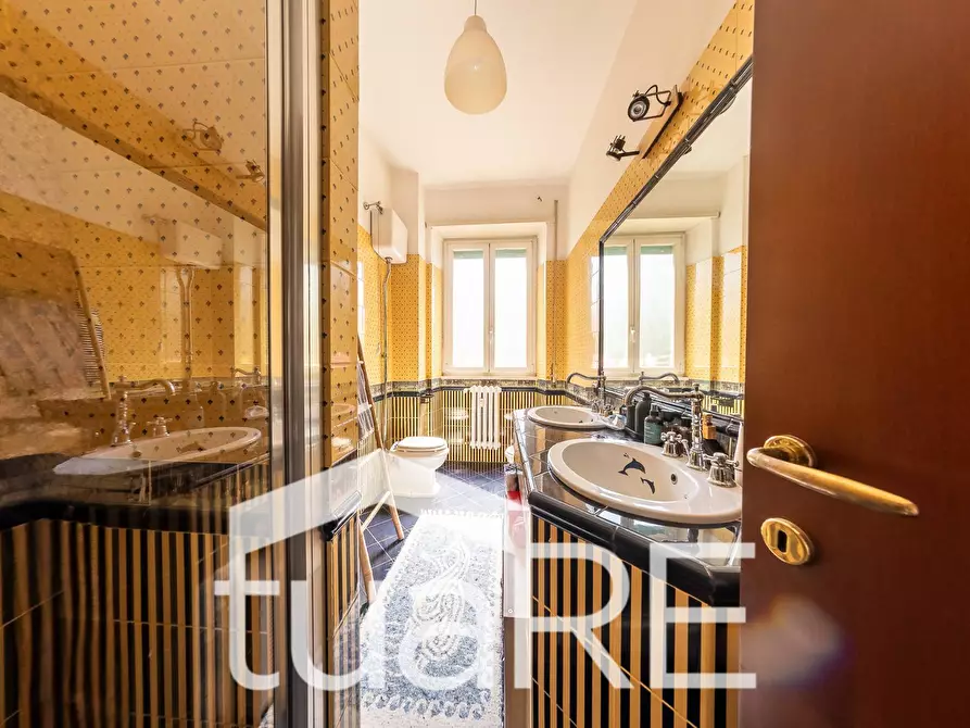 Immagine 9 di Appartamento in vendita  in Via Lorenzo Litta a Roma